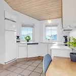 3 Bedroom Stunning In Holiday home *