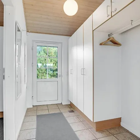 Feriehus 3 Bedroom Stunning In *