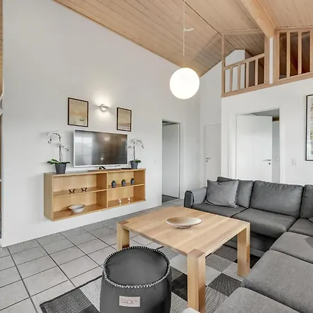 3 Bedroom Stunning In Feriehus