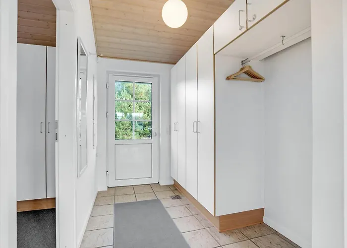 Feriehus 3 Bedroom Stunning In *