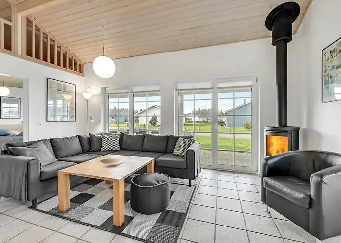 Feriehus 3 Bedroom Stunning In Nørre Nebel